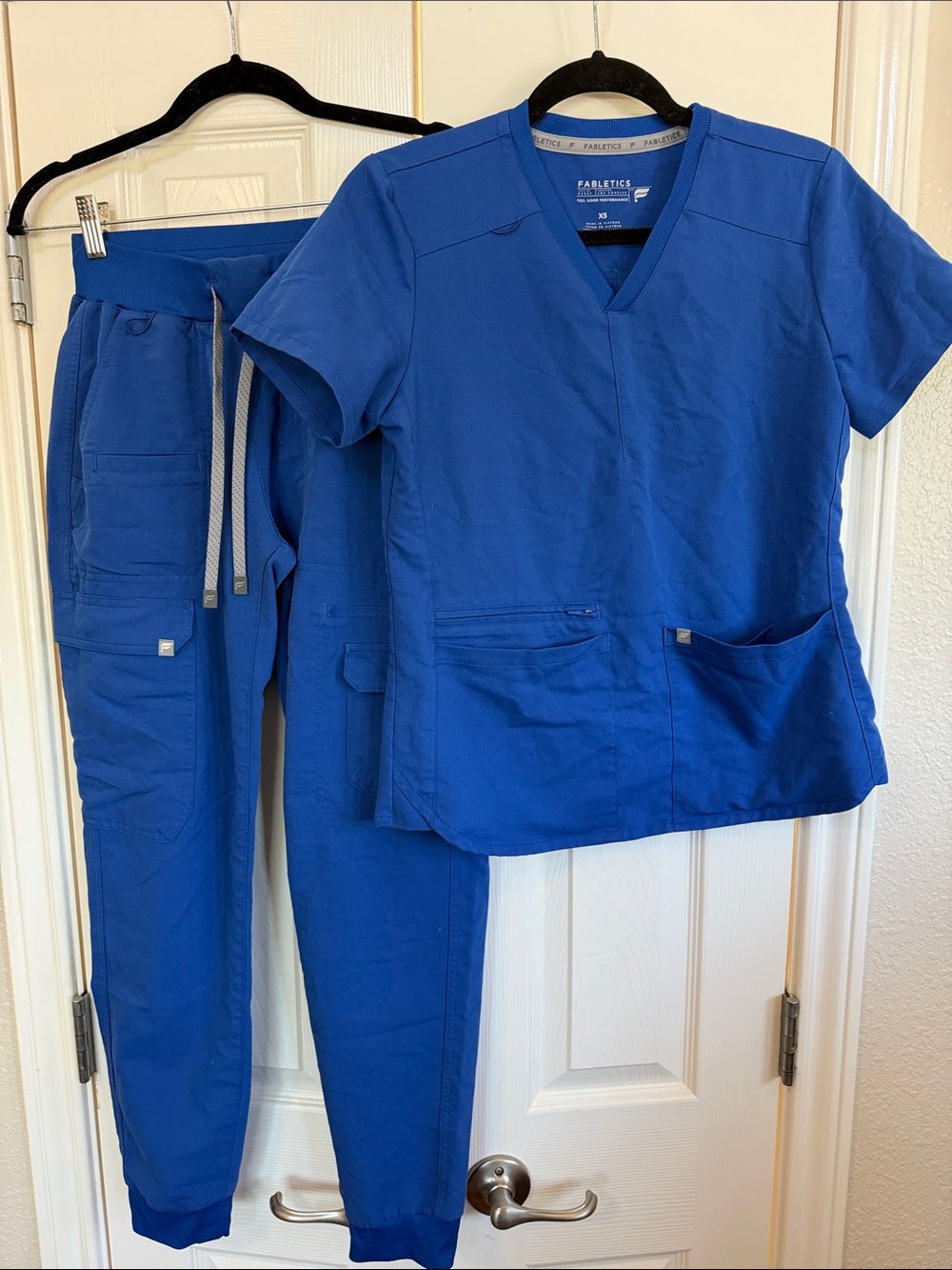 Fabletics Royal Blue Scrub Top and Jogger Pants Set